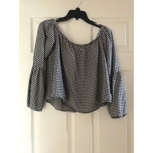 Off the shoulder long sleeve